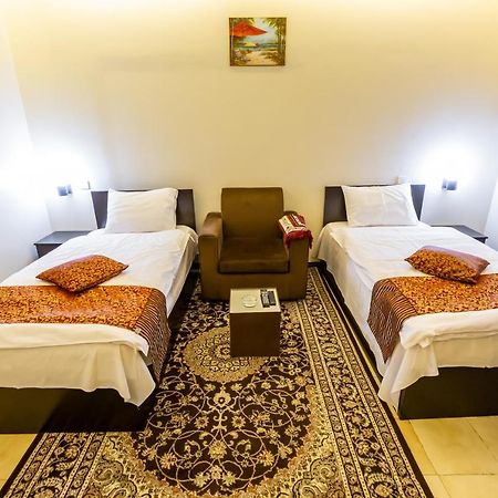 Al Eairy Furnished Apartments- Jeddah 1 Eksteriør bilde