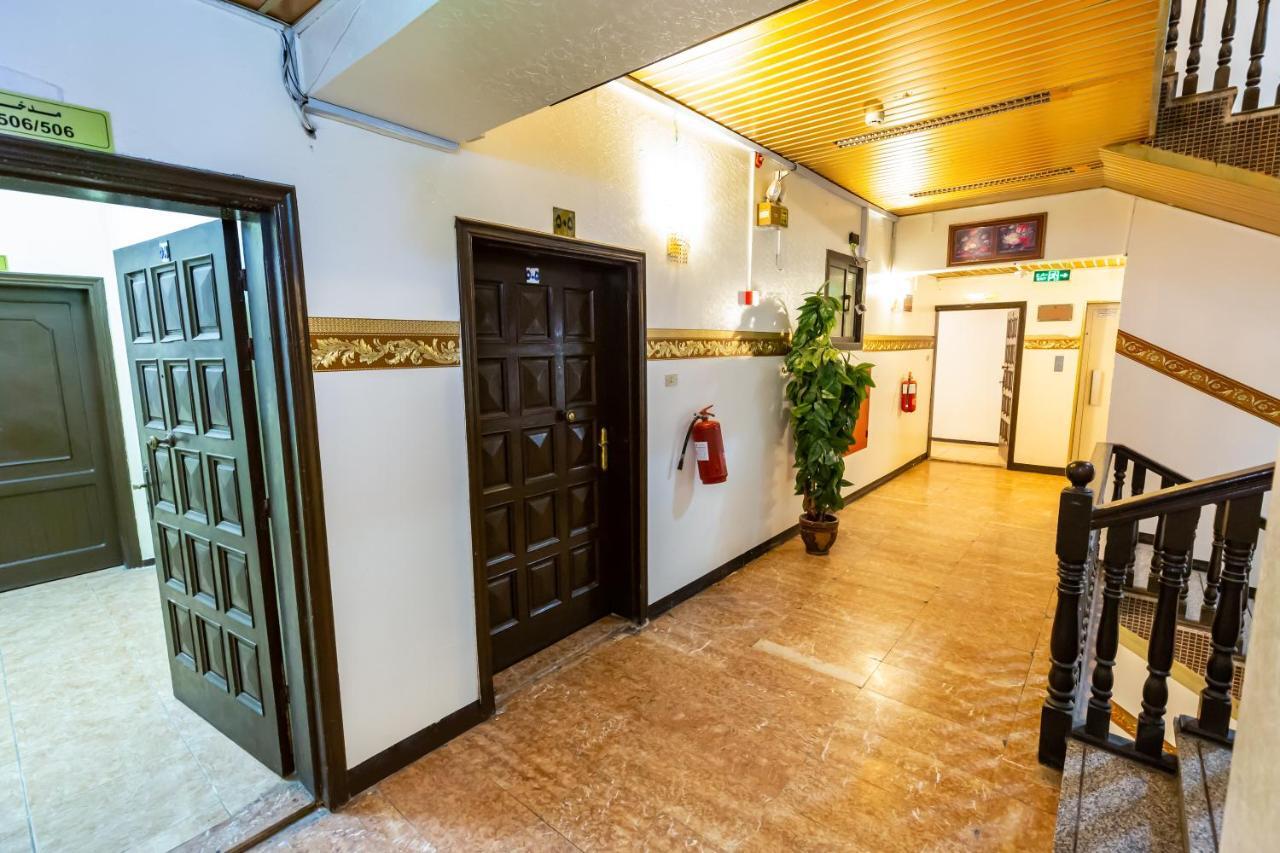 Al Eairy Furnished Apartments- Jeddah 1 Eksteriør bilde