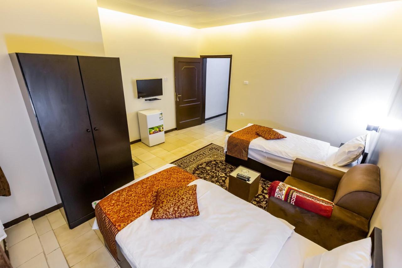 Al Eairy Furnished Apartments- Jeddah 1 Eksteriør bilde