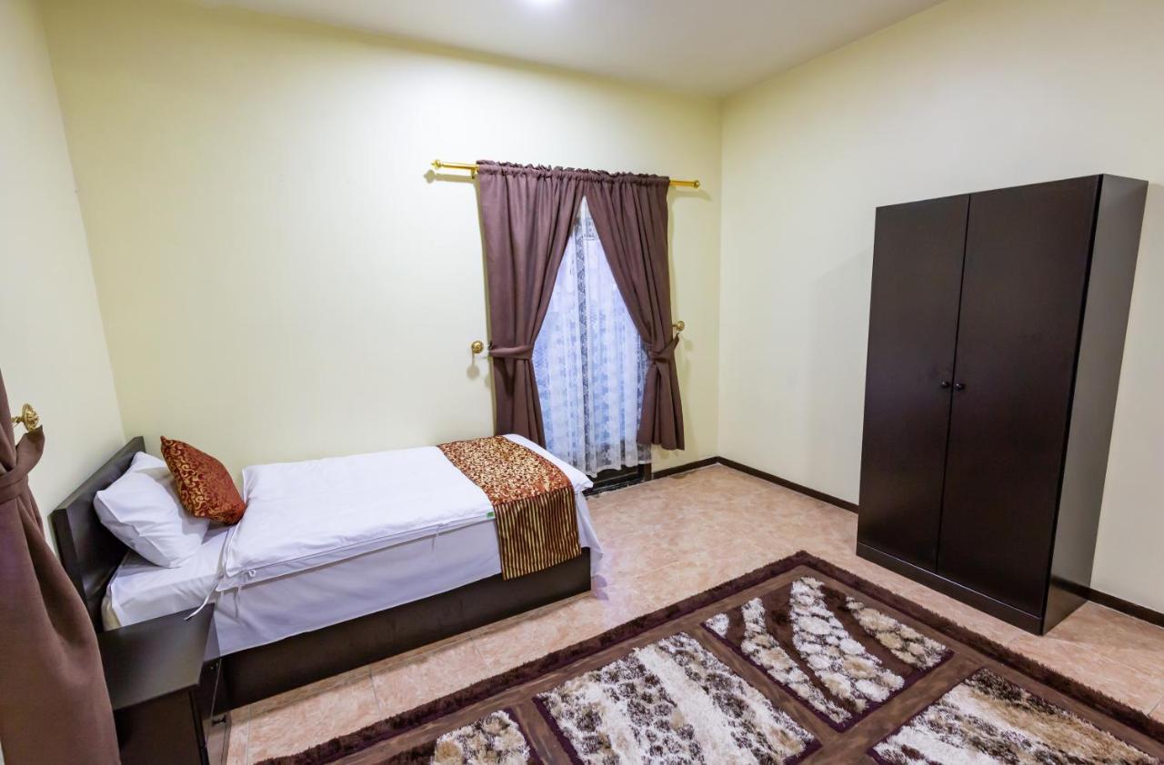 Al Eairy Furnished Apartments- Jeddah 1 Eksteriør bilde
