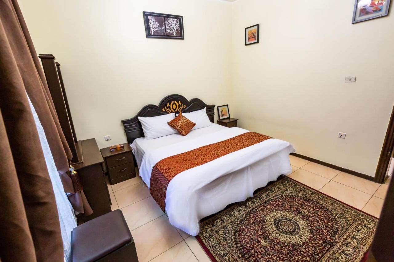 Al Eairy Furnished Apartments- Jeddah 1 Eksteriør bilde