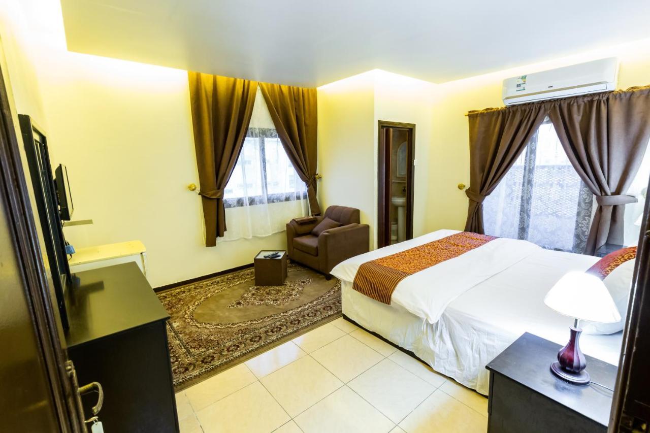 Al Eairy Furnished Apartments- Jeddah 1 Eksteriør bilde